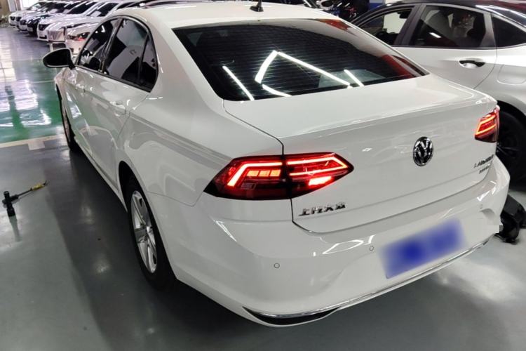 Used Volkswagen Lamando 2021 230TSI DSG Fashion Edition Rear Left 45 Deg