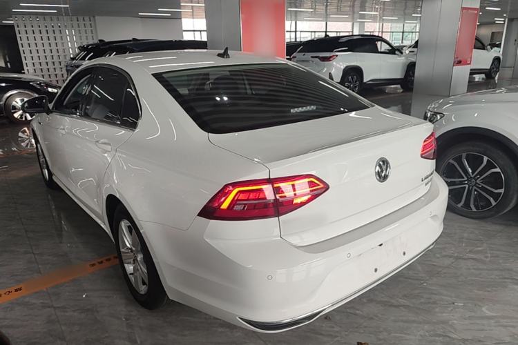 Used Volkswagen Lamando 2021 230TSI DSG Fashion Edition Rear Left 45 Deg