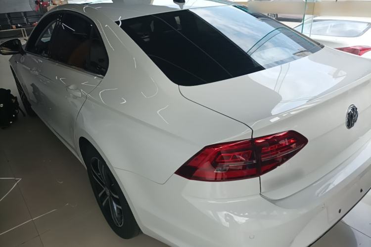 Used Volkswagen Lamando 2021 280TSI DSG Comfort Edition Rear Left 45 Deg