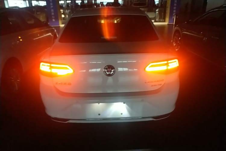 Used Volkswagen Lamando 2021 230TSI DSG Fashion Edition Rear