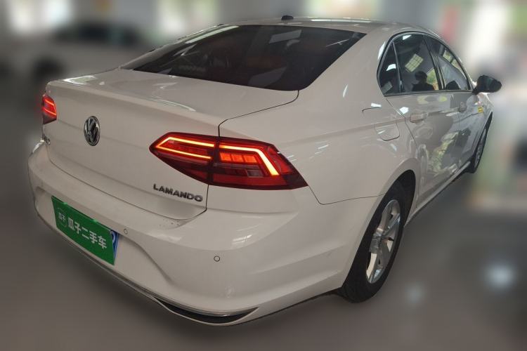 Used Volkswagen Lamando 2021 230TSI DSG Fashion Edition Rear Right 45 Deg