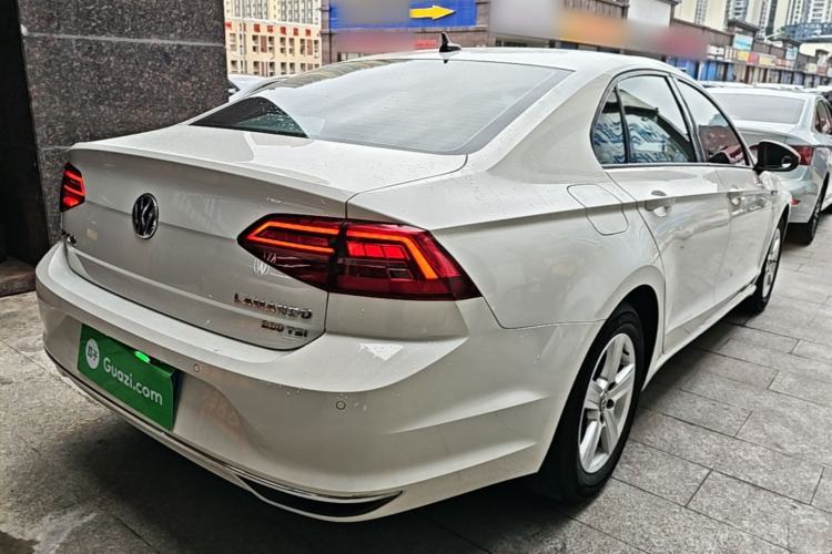 Used Volkswagen Lamando 2021 230TSI DSG Fashion Edition Rear Right 45 Deg