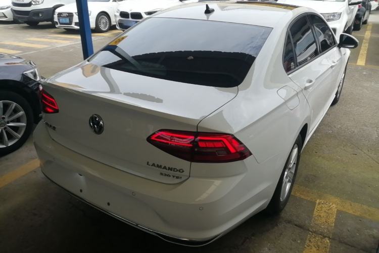 Used Volkswagen Lamando 2021 230TSI DSG Fashion Edition Rear Right 45 Deg