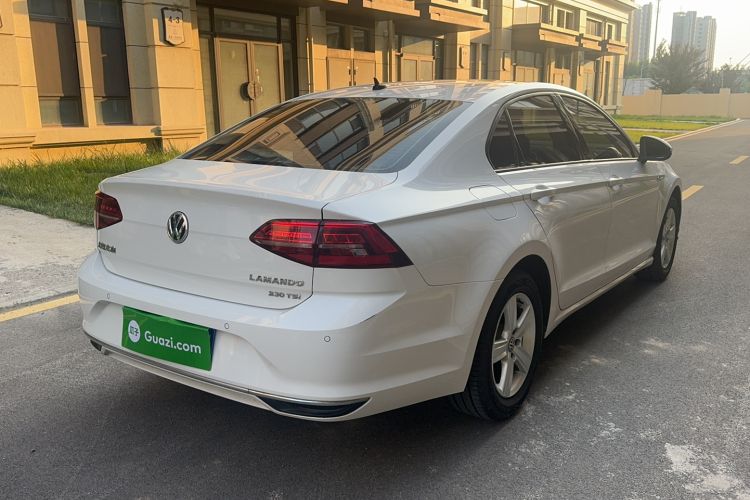 Used Volkswagen Lamando 2021 230TSI DSG Fashion Edition Rear Right 45 Deg