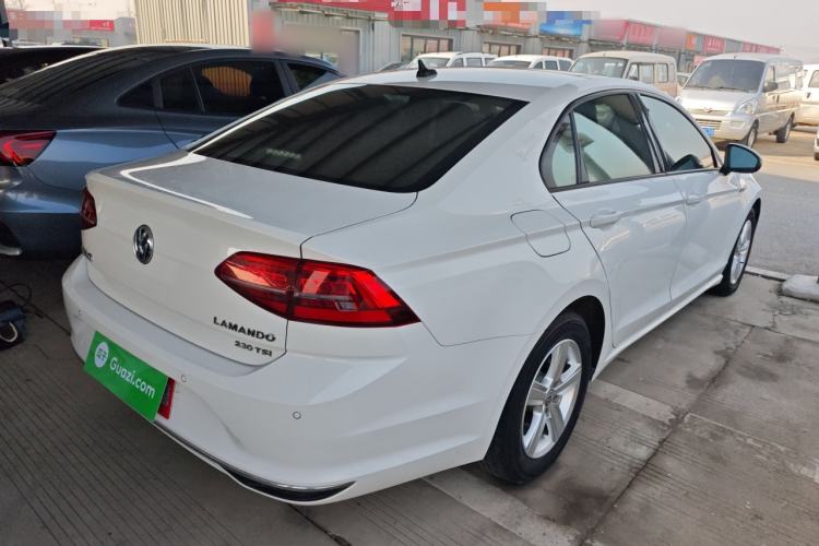 Used Volkswagen Lamando 2021 230TSI DSG Fashion Edition Rear Right 45 Deg