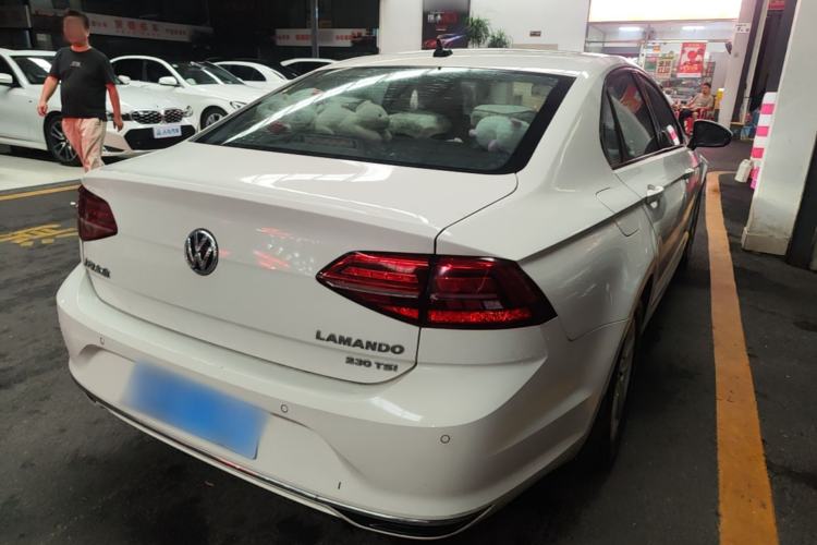 Used Volkswagen Lamando 2021 230TSI DSG Fashion Edition Rear Right 45 Deg