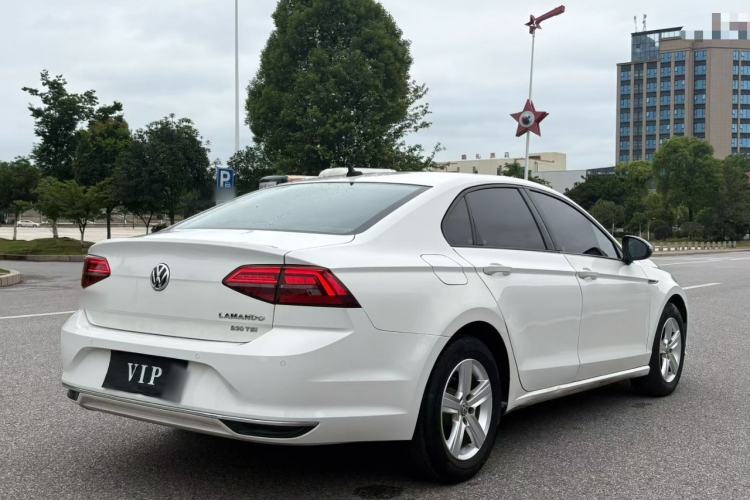 Used Volkswagen Lamando 2021 230TSI DSG Fashion Edition Rear Right 45 Deg