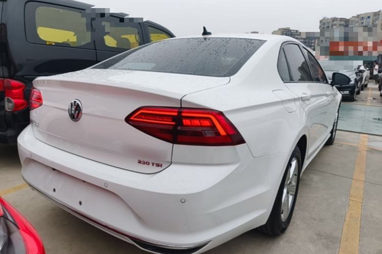 Used Volkswagen Lamando 2021 230TSI DSG Fashion Edition Rear Right 45 Deg