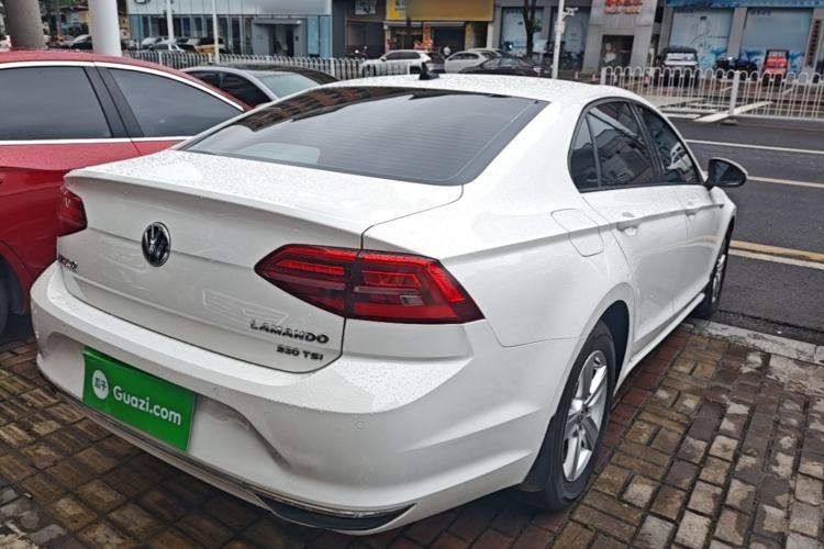 Used Volkswagen Lamando 2021 230TSI DSG Fashion Edition Rear Right 45 Deg