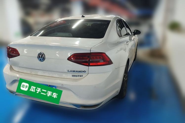 Used Volkswagen Lamando 2021 280TSI DSG Comfort Edition Rear Right 45 Deg