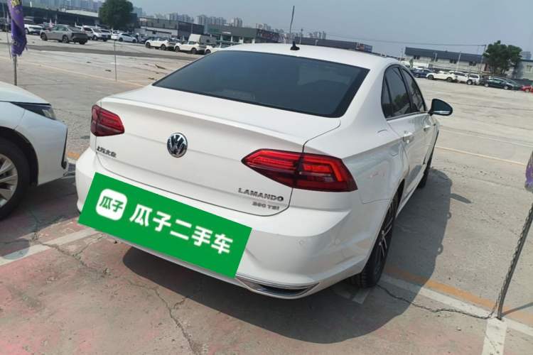 Used Volkswagen Lamando 2021 280TSI DSG Comfort Edition Rear Right 45 Deg