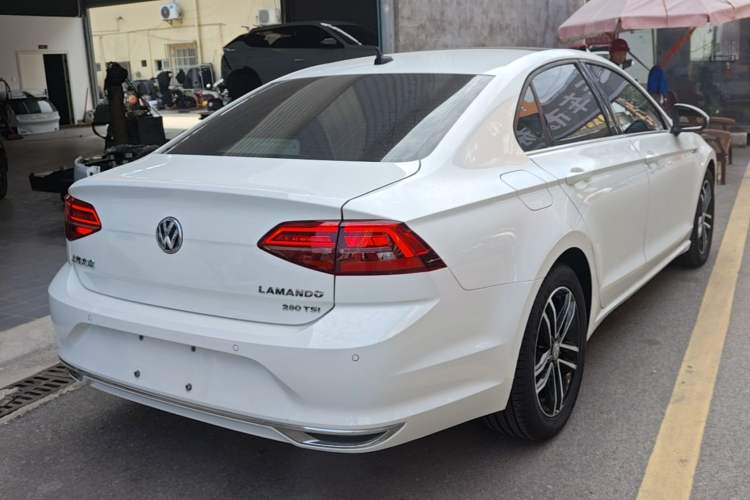 Used Volkswagen Lamando 2021 Revised Version 280TSI DSG Comfort Edition Rear Right 45 Deg