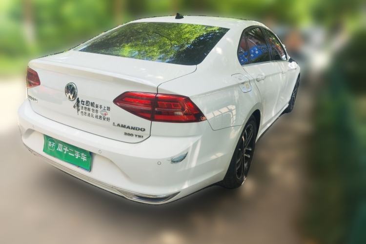 Used Volkswagen Lamando 2021 280TSI DSG Comfort Edition Rear Right 45 Deg