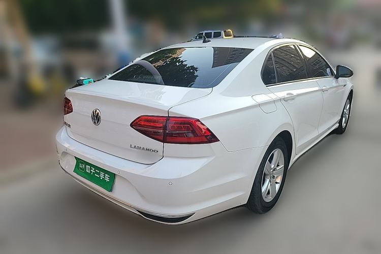 Used Volkswagen Lamando 2021 230TSI DSG Fashion Edition Rear Right 45 Deg