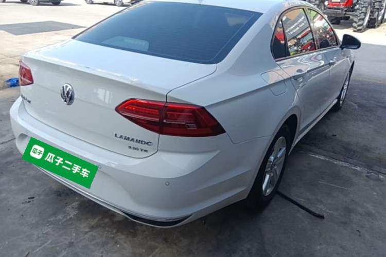 Used Volkswagen Lamando 2021 230TSI DSG Fashion Edition Rear Right 45 Deg