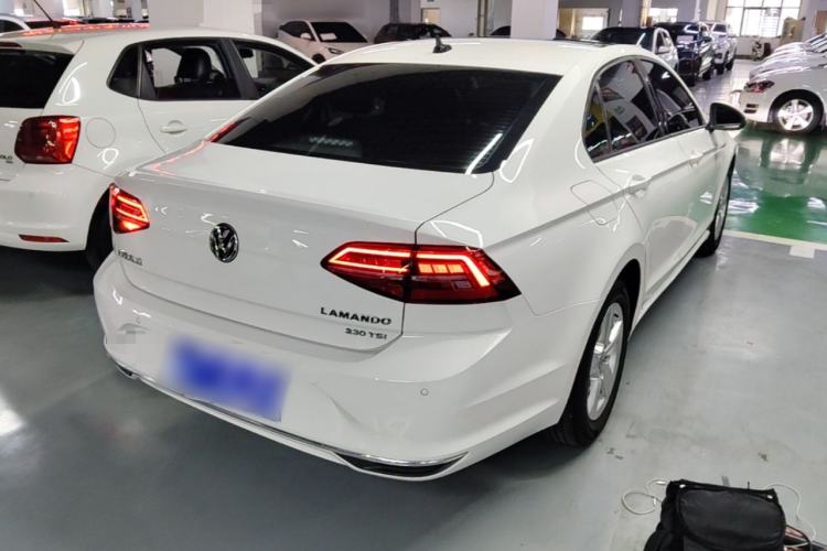 Used Volkswagen Lamando 2021 230TSI DSG Fashion Edition Rear Right 45 Deg