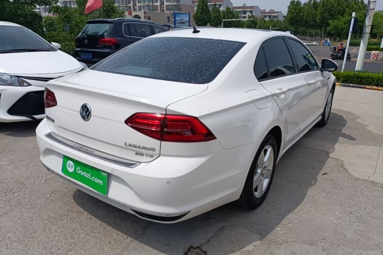 Used Volkswagen Lamando 2021 230TSI DSG Fashion Edition Rear Right 45 Deg