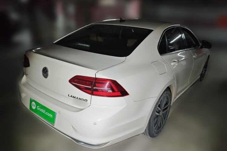 Used Volkswagen Lamando 2021 280TSI DSG Comfort Edition Rear Right 45 Deg