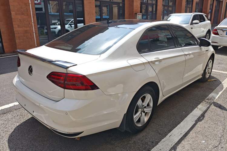 Used Volkswagen Lamando 2021 230TSI DSG Fashion Edition Rear Right 45 Deg