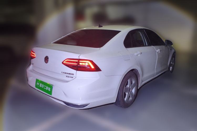 Used Volkswagen Lamando 2021 230TSI DSG Fashion Edition Rear Right 45 Deg