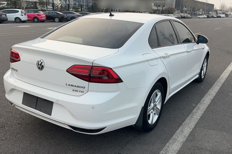 Used Volkswagen Lamando 2021 230TSI DSG Fashion Edition Rear Right 45 Deg