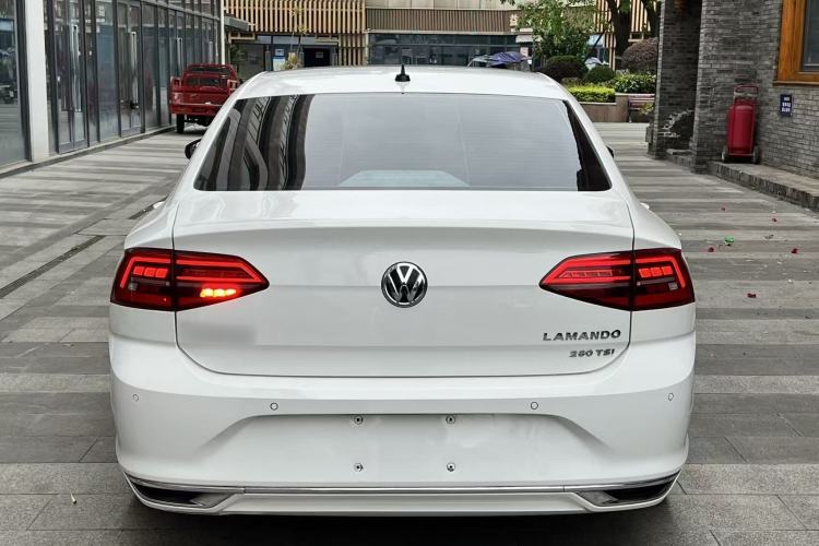 Used Volkswagen Lamando 2021 280TSI DSG Comfort Edition Rear