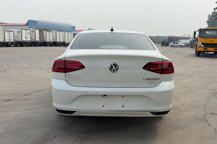 Used Volkswagen Lamando 2021 230TSI DSG Fashion Edition Rear