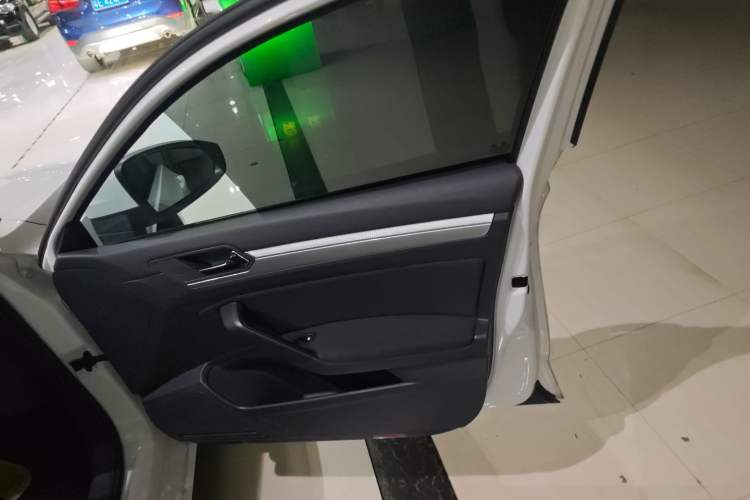 Used Volkswagen Lamando 2021 230TSI DSG Fashion Edition Right Front Door Interior