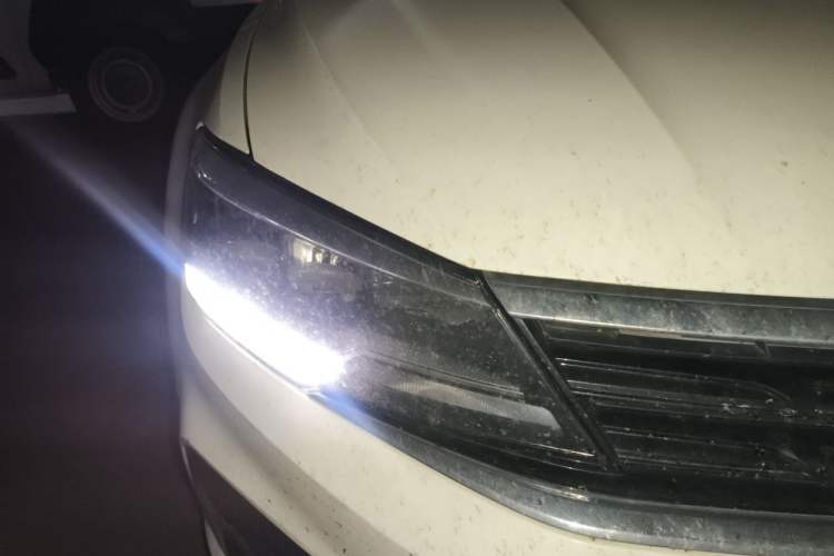 Used Volkswagen Lamando 2021 230TSI DSG Fashion Edition Right Front Headlight