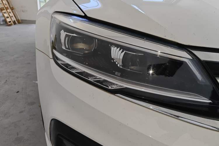 Used Volkswagen Lamando 2021 Revised Version 280TSI DSG Comfort Edition Right Front Headlight
