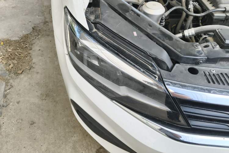 Used Volkswagen Lamando 2021 230TSI DSG Fashion Edition Right Front Headlight