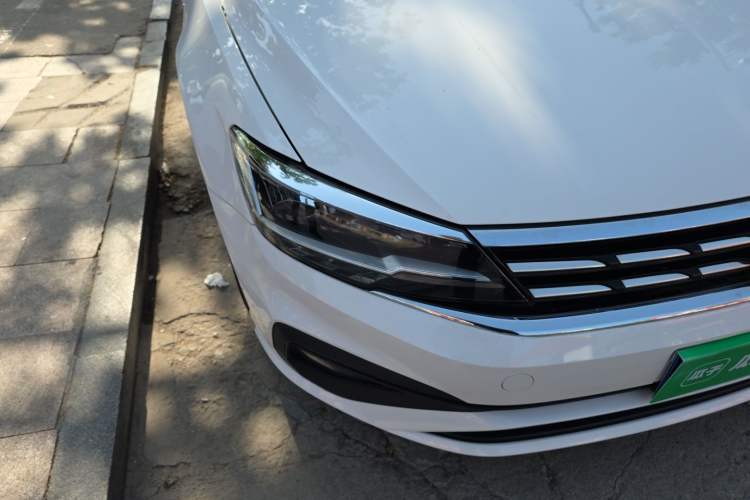 Used Volkswagen Lamando 2021 230TSI DSG Fashion Edition Right Front Headlight