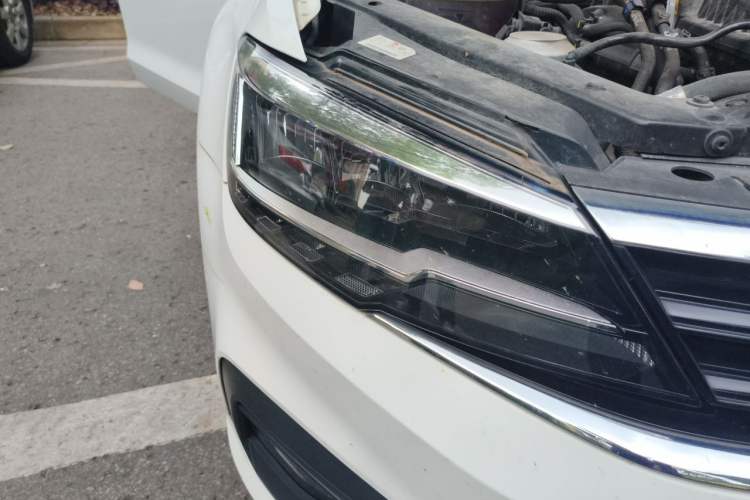 Used Volkswagen Lamando 2021 230TSI DSG Fashion Edition Right Front Headlight