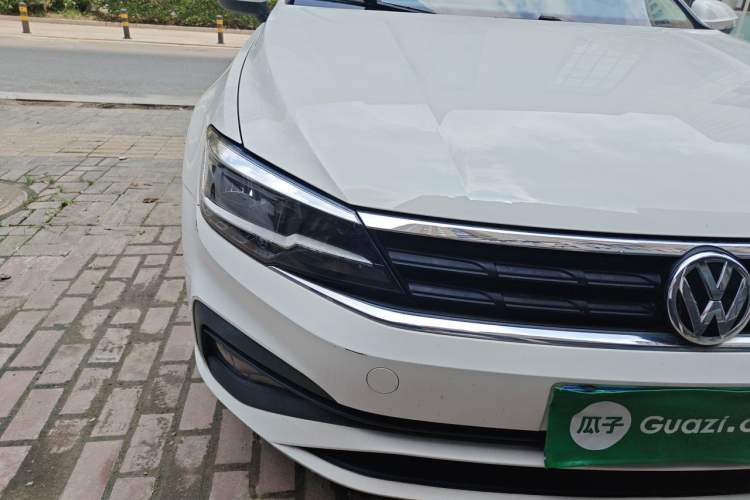 Used Volkswagen Lamando 2021 230TSI DSG Fashion Edition Right Front Headlight