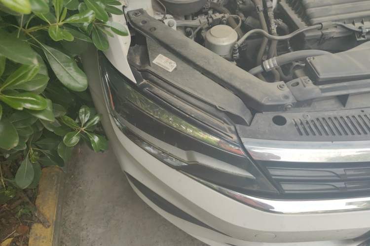 Used Volkswagen Lamando 2021 230TSI DSG Fashion Edition Right Front Headlight