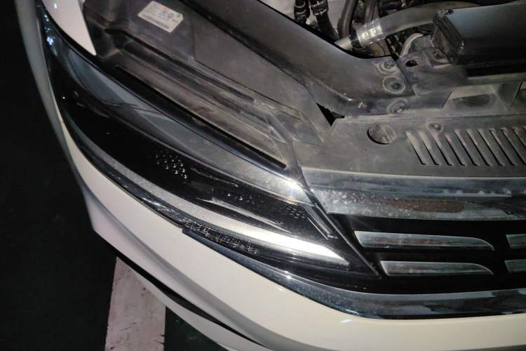 Used Volkswagen Lamando 2021 280TSI DSG Comfort Edition Right Front Headlight