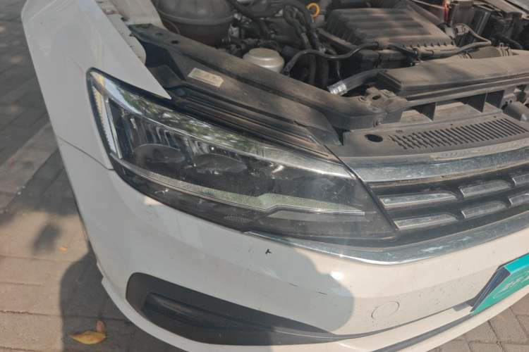 Used Volkswagen Lamando 2021 230TSI DSG Fashion Edition Right Front Headlight