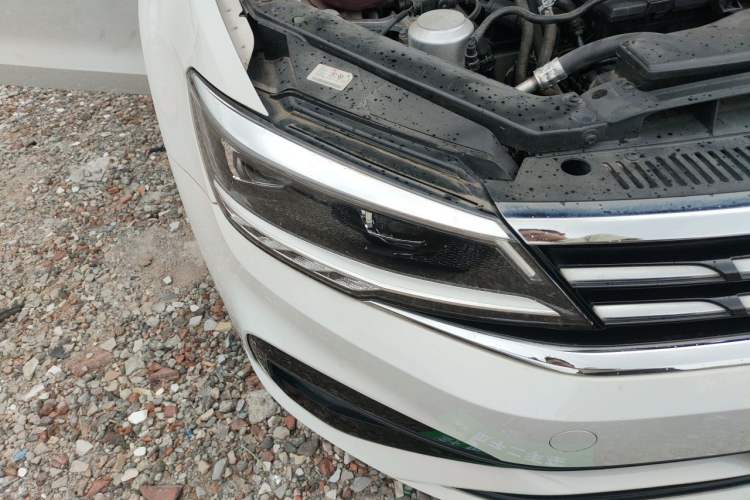 Used Volkswagen Lamando 2021 280TSI DSG Comfort Edition Right Front Headlight