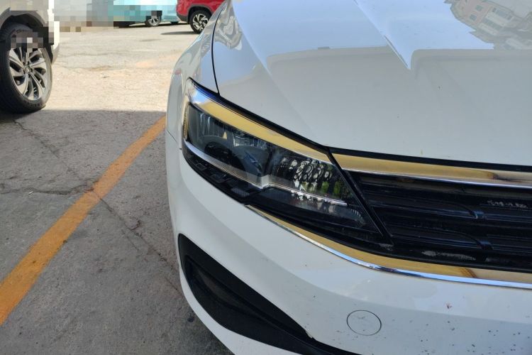 Used Volkswagen Lamando 2021 230TSI DSG Fashion Edition Right Front Headlight