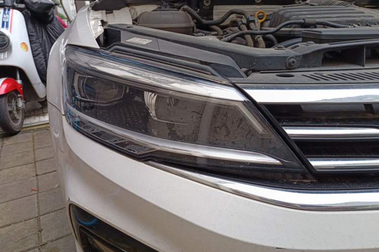 Used Volkswagen Lamando 2021 280TSI DSG Comfort Edition Right Front Headlight