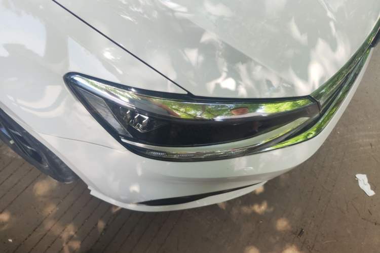 Used Volkswagen Lamando 2021 280TSI DSG Comfort Edition Right Front Headlight