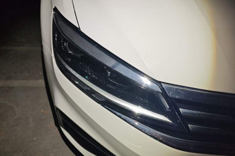 Used Volkswagen Lamando 2021 280TSI DSG Comfort Edition Right Front Headlight