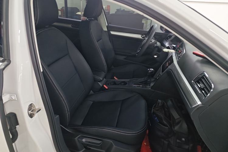 Used Volkswagen Lamando 2021 230TSI DSG Fashion Edition Right Front Seat