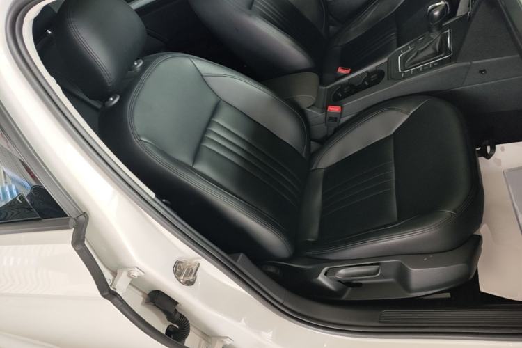 Used Volkswagen Lamando 2021 230TSI DSG Fashion Edition Right Front Seat
