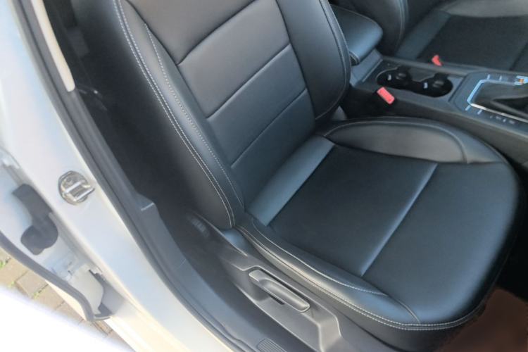 Used Volkswagen Lamando 2021 230TSI DSG Fashion Edition Right Front Seat