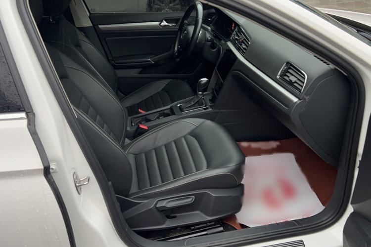 Used Volkswagen Lamando 2021 Revised Version 280TSI DSG Comfort Edition Right Front Seat