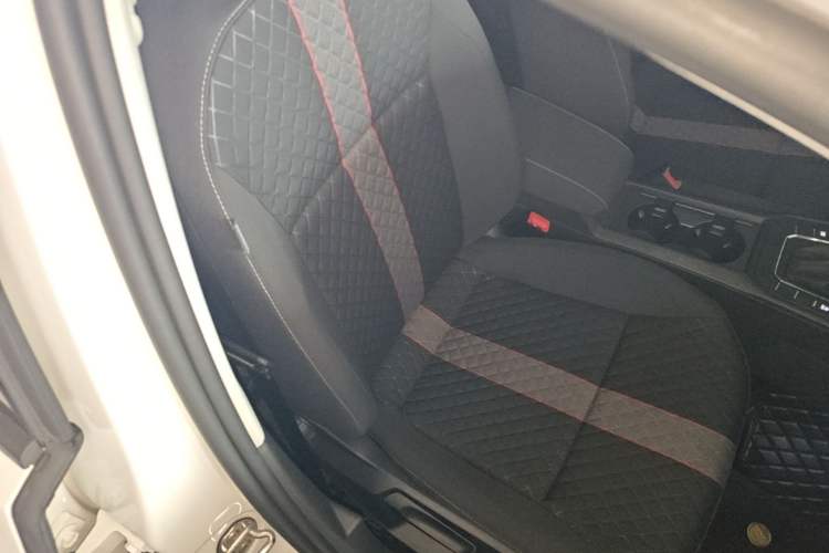 Used Volkswagen Lamando 2021 230TSI DSG Fashion Edition Right Front Seat