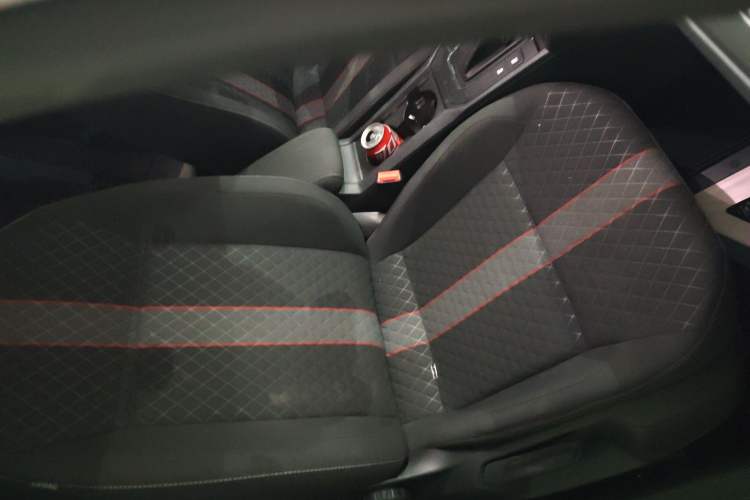 Used Volkswagen Lamando 2021 230TSI DSG Fashion Edition Right Front Seat