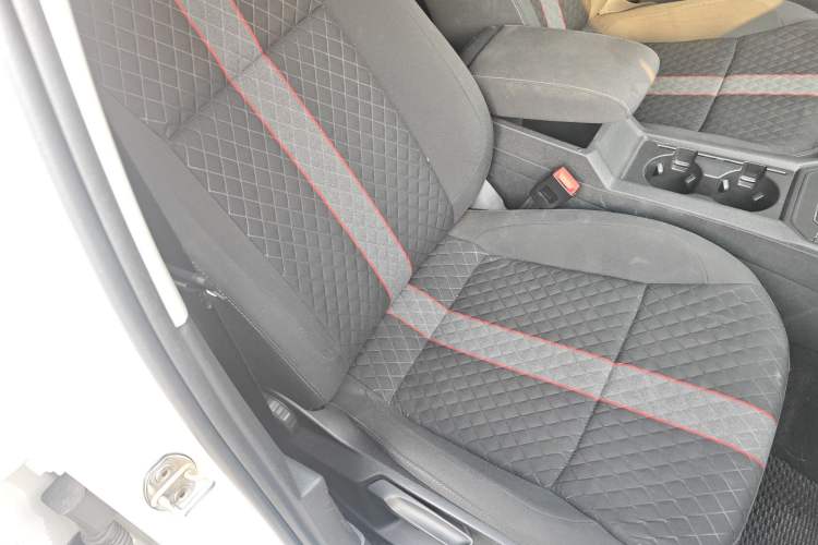 Used Volkswagen Lamando 2021 230TSI DSG Fashion Edition Right Front Seat