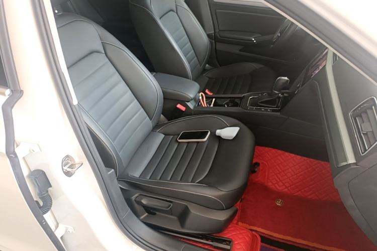Used Volkswagen Lamando 2021 Facelift 280TSI DSG Comfort Edition (Manual Air Conditioning) Right Front Seat